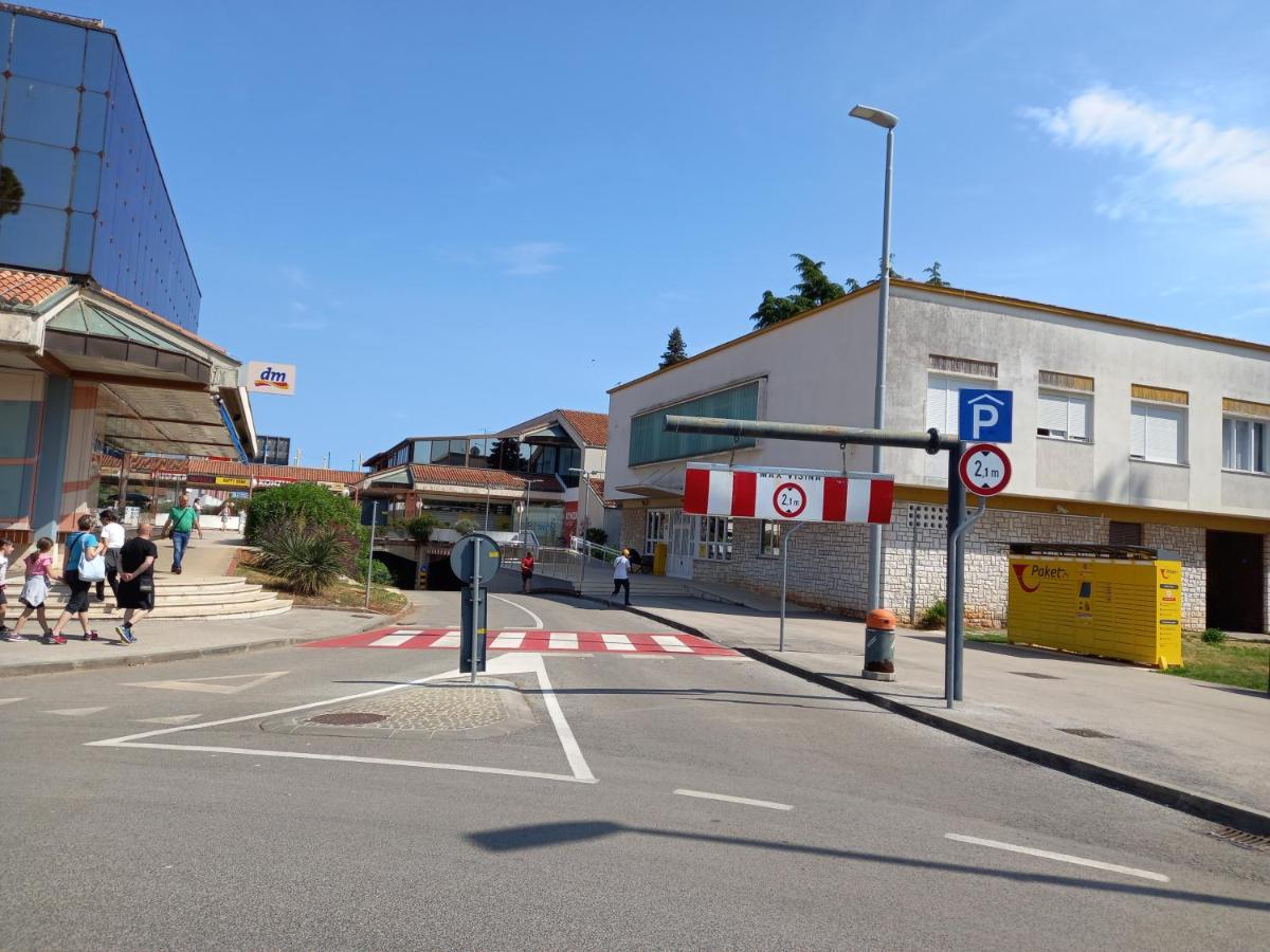 La Piazza Umag Exterior foto